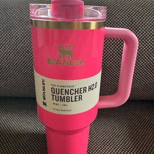 Stanley Pink Parade Limited Edition Black Friday Quencher Flowstate Tumbler